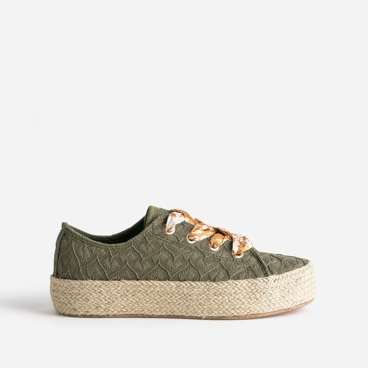 Tennis kaki en toile brodée dentelle éco-conçue - 1