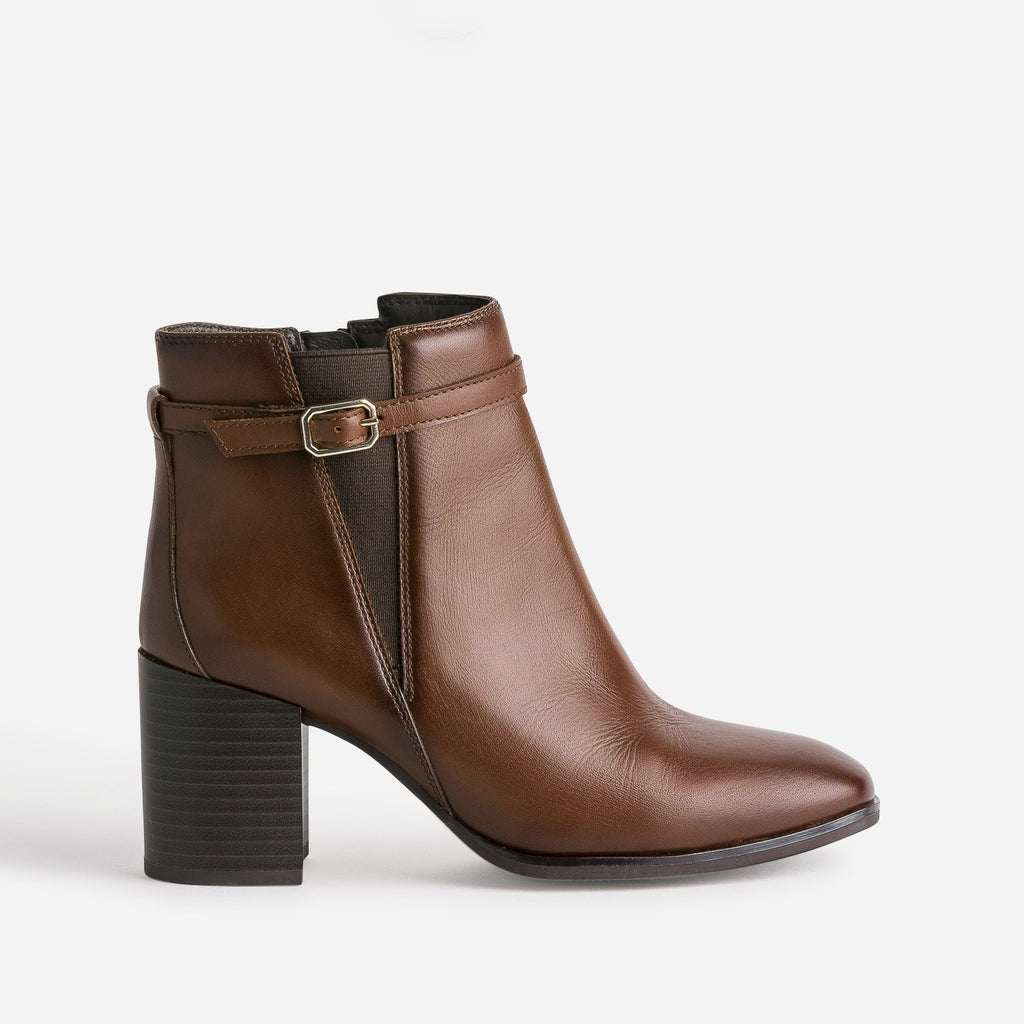 Boots marron en cuir à talon - 1