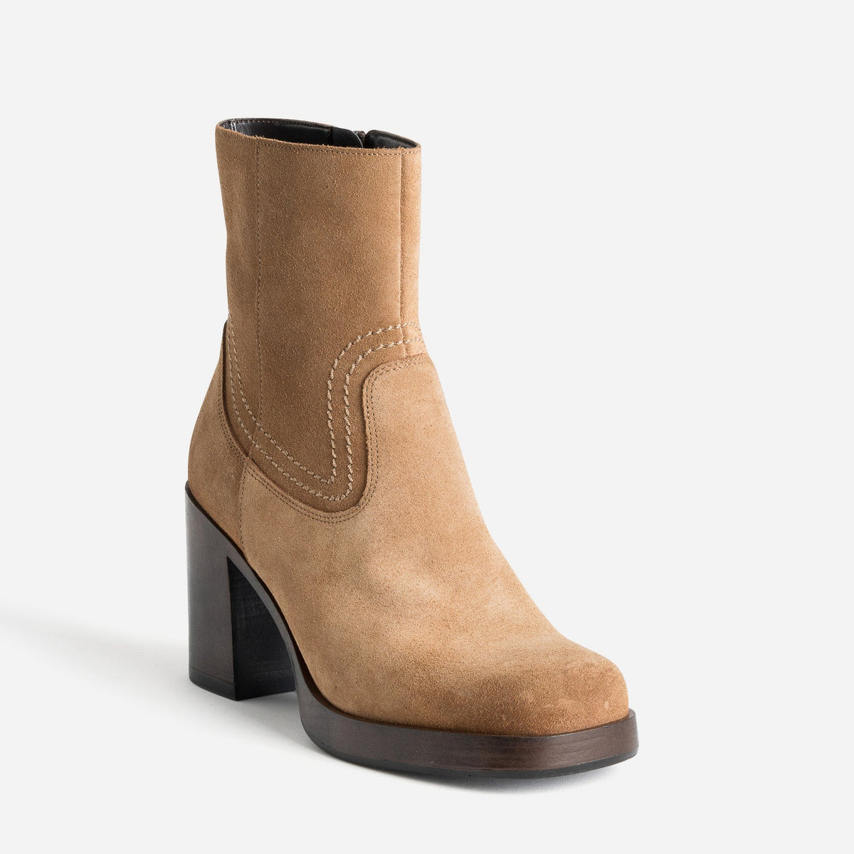 Boots à talon camel en cuir velours - 2